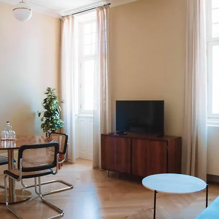 Theatro Heritage Apartahotel